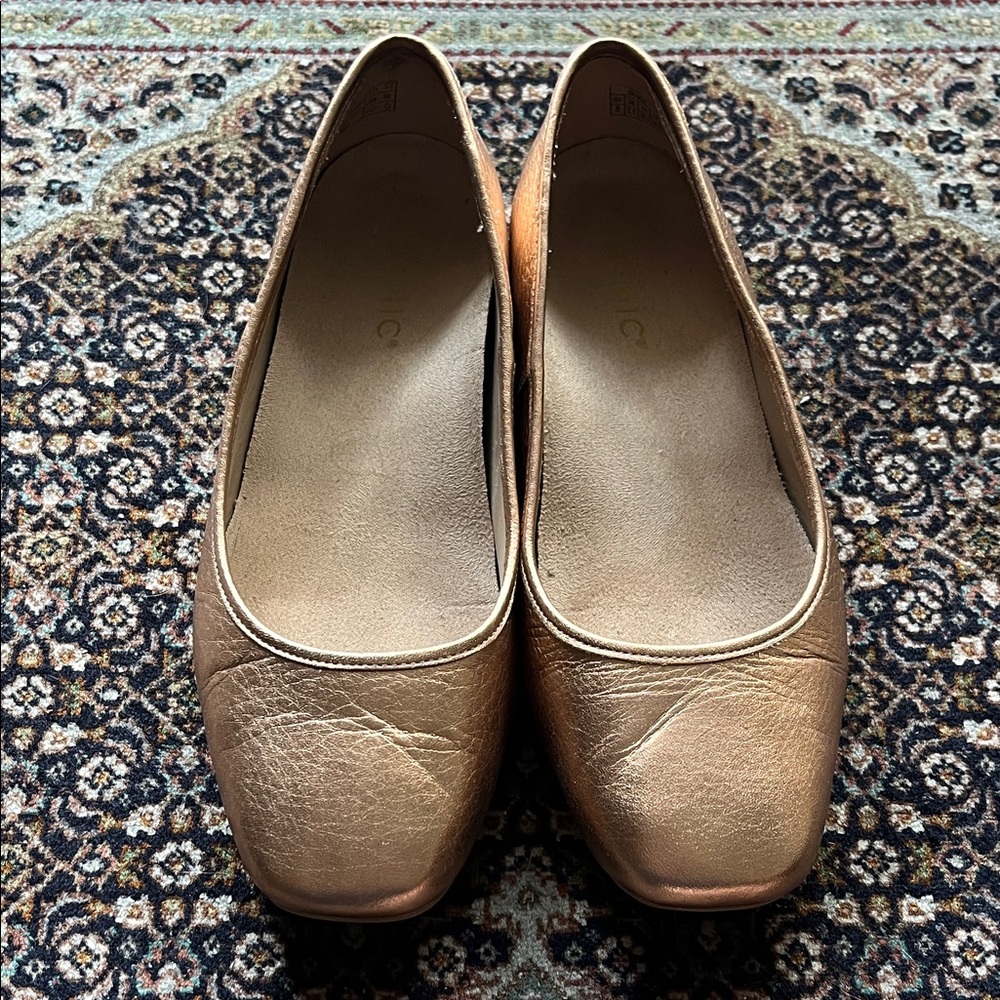 Vionic 8W Orinda Ballet Flats